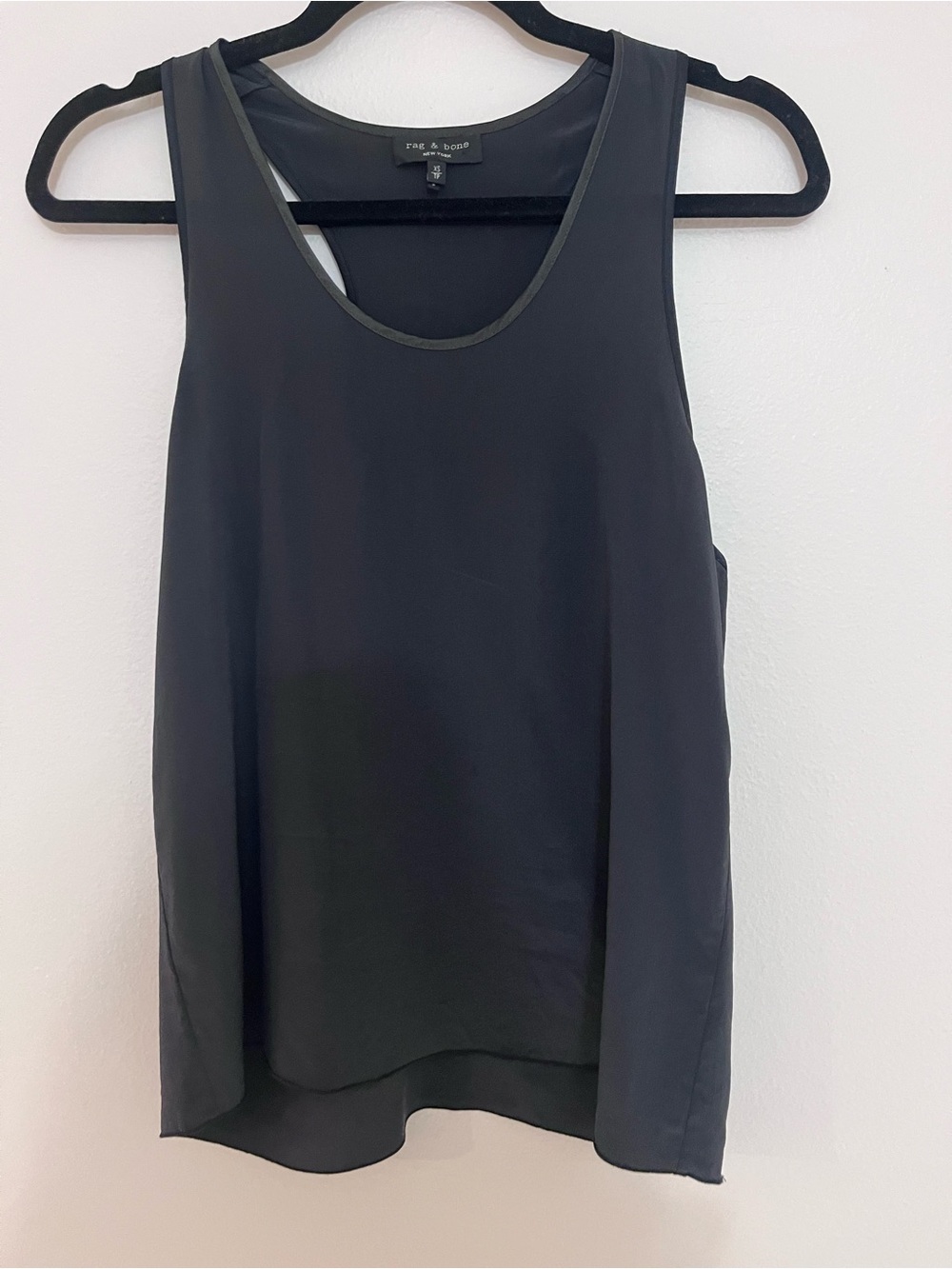 rag & bone Black Sleeveless Silk-Blend Tank